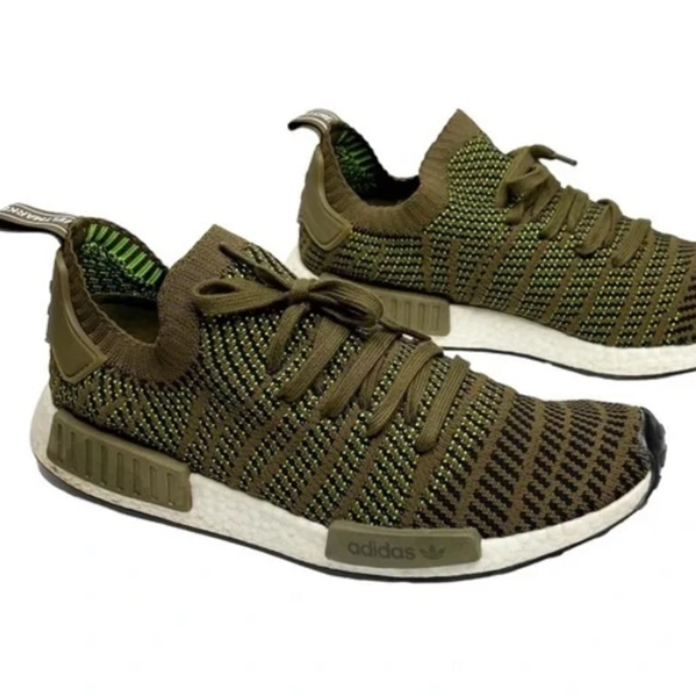 Like new adidas Shoe NMD R1 STLT PRIMEKNIT Running Sneakers
